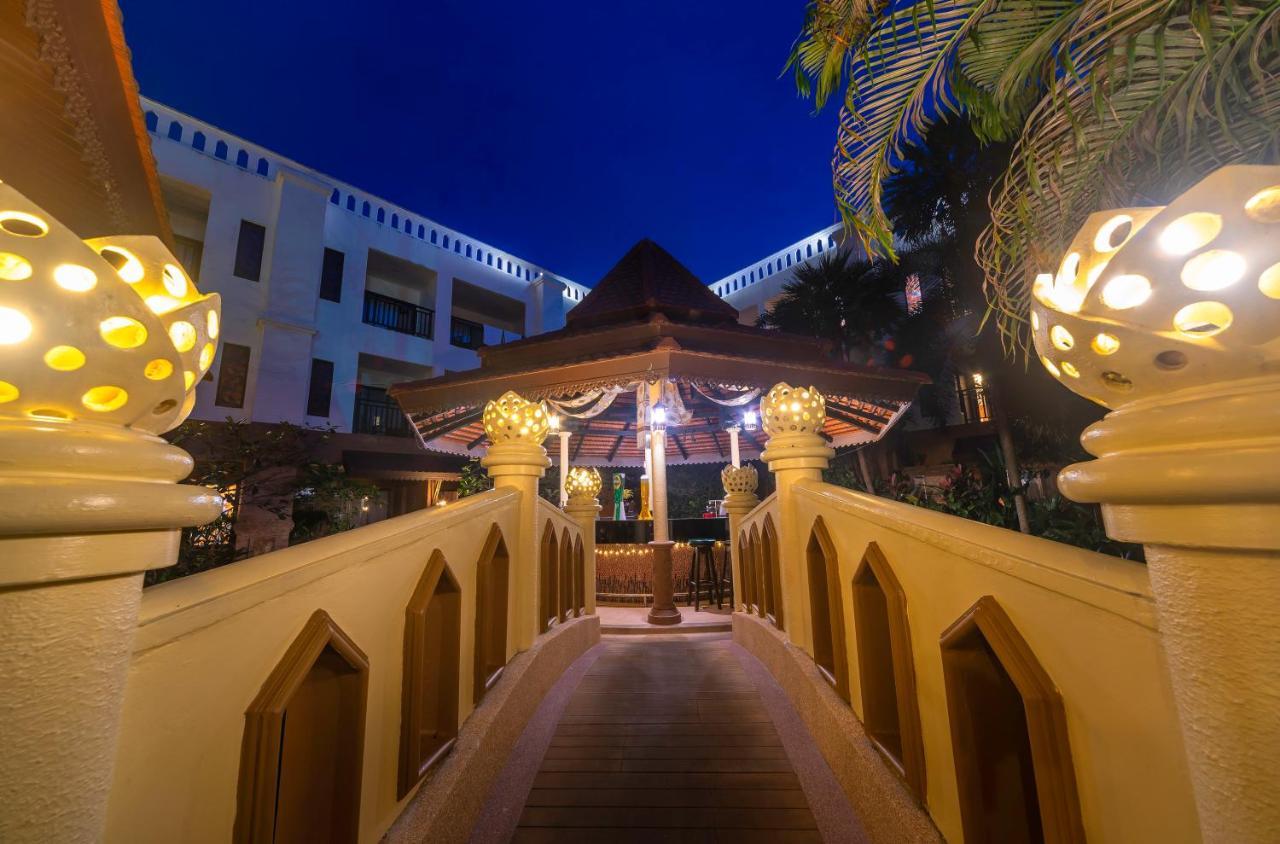 Shanaya Beach Resort & Spa Phuket Patong Extérieur photo